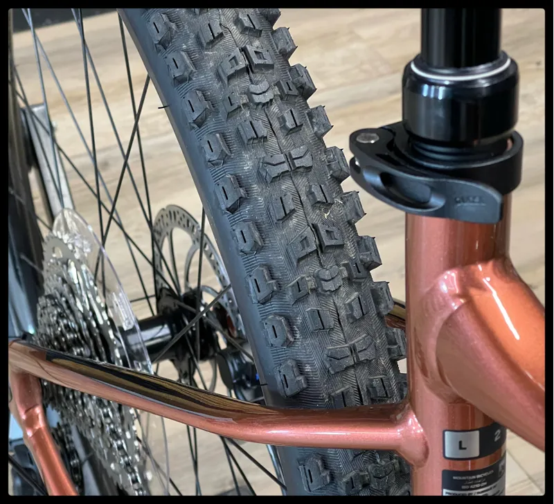 Giant Fathom 29 2 Large Terracotta 2022-7